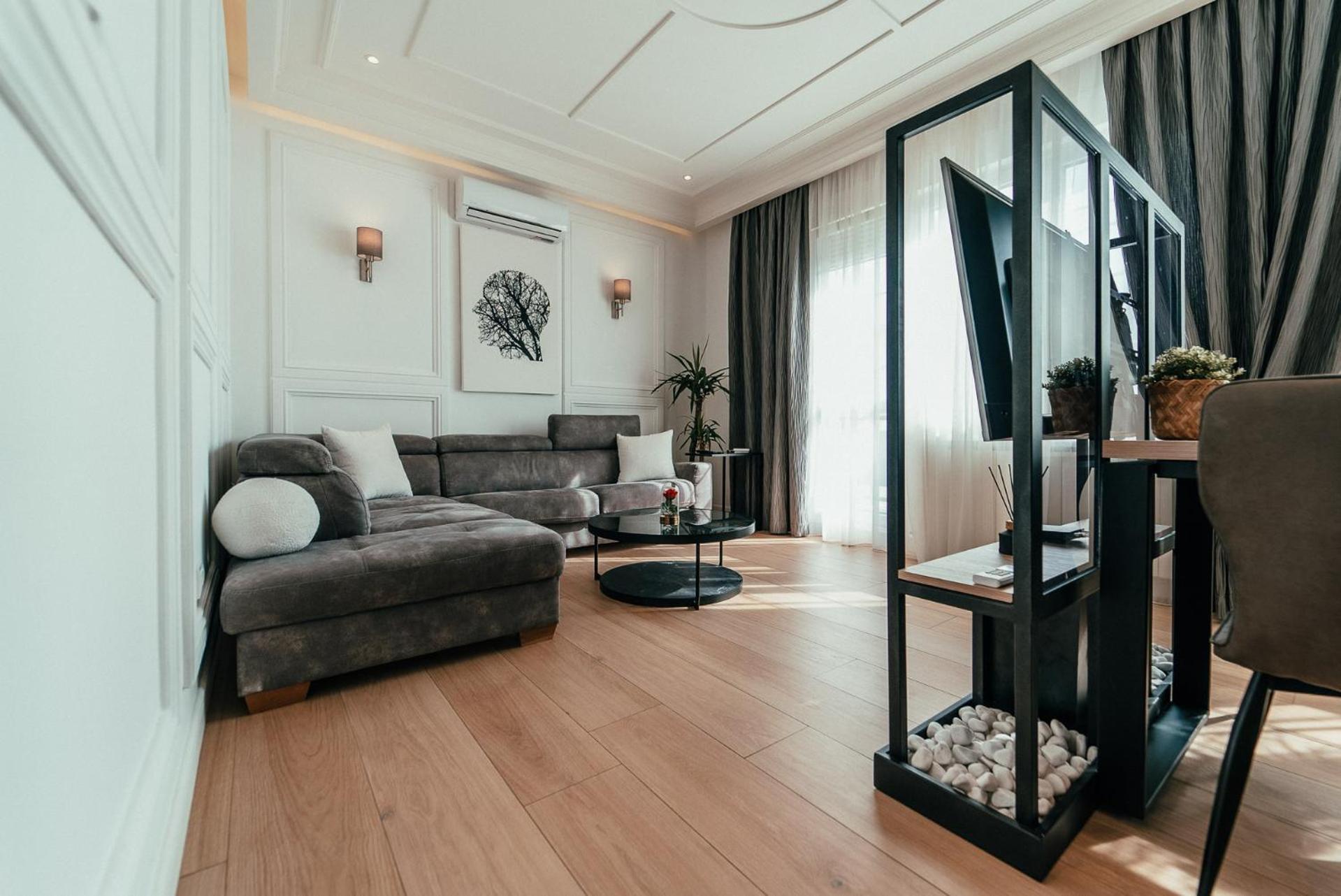Biarritz Luxury Apartments Belgrado Exterior foto
